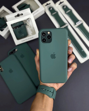 Load image into Gallery viewer, Silicon Case (PINE GREEN)
